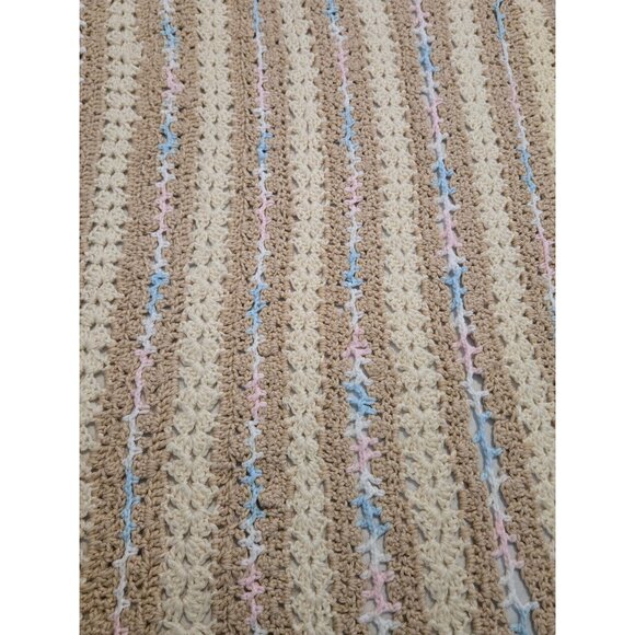 VTG Handmade Crochet Baby Blanket Pastel Pink, Blue, Beige & Scalloped Edges - Picture 2 of 10